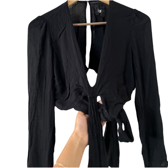REFORMATION Robinson Long Sleeve Tie Front Black Cut Out Dress - Picture 5 of 7